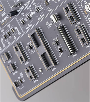 Mikroe MIKROE-3614 EasyPIC v8 Development Board